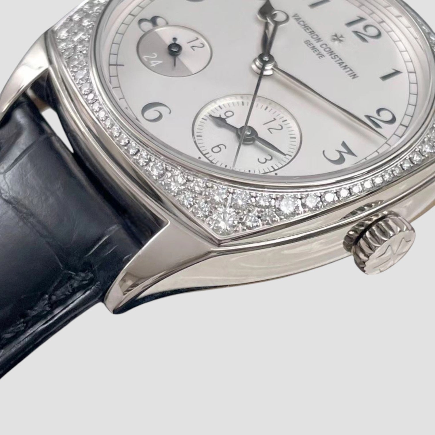 Exclusive Harmony White Gold Silver Dial 37mm