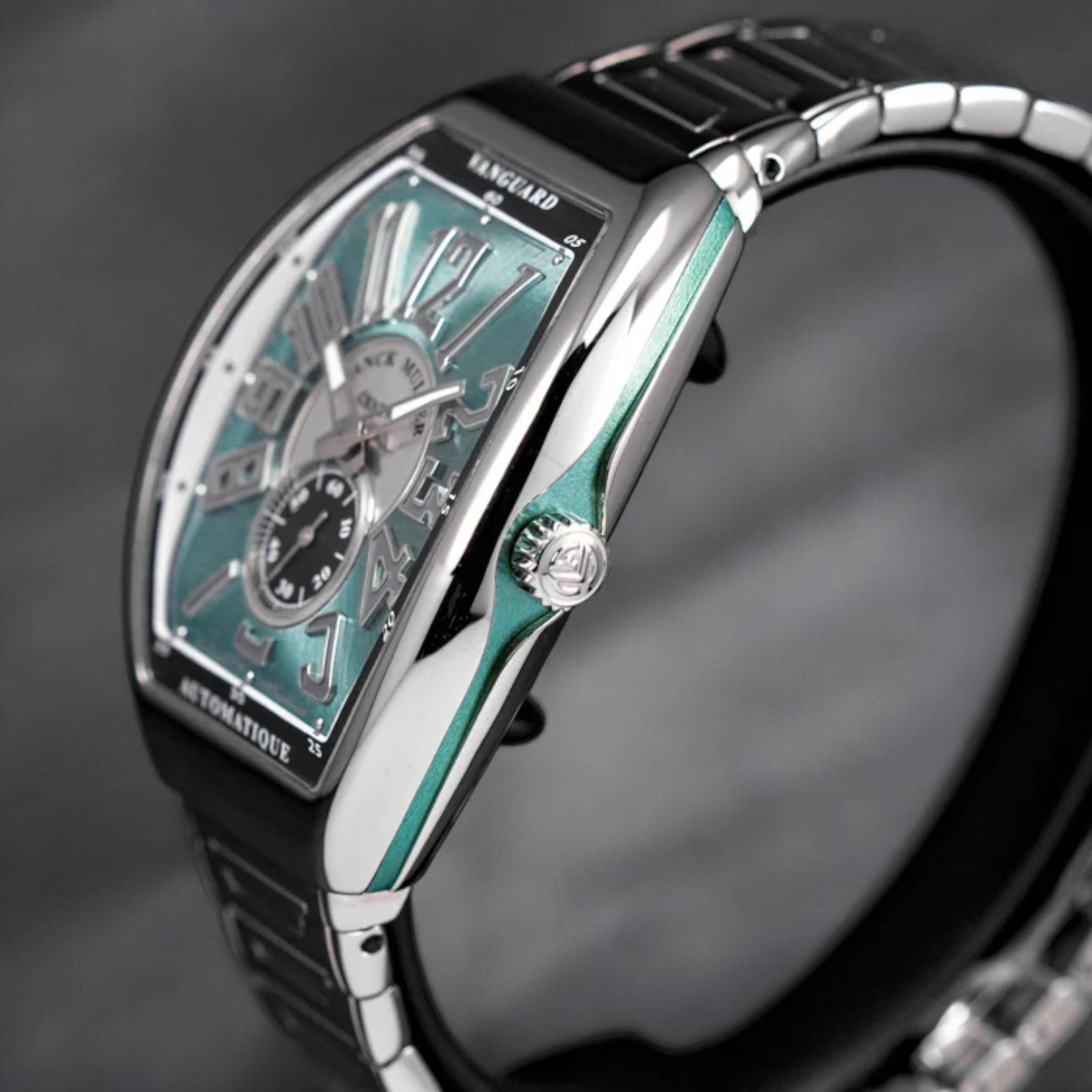 VANGUARD V41 SLIM VINTAGE SMALL SECOND MINT GREEN DIAL