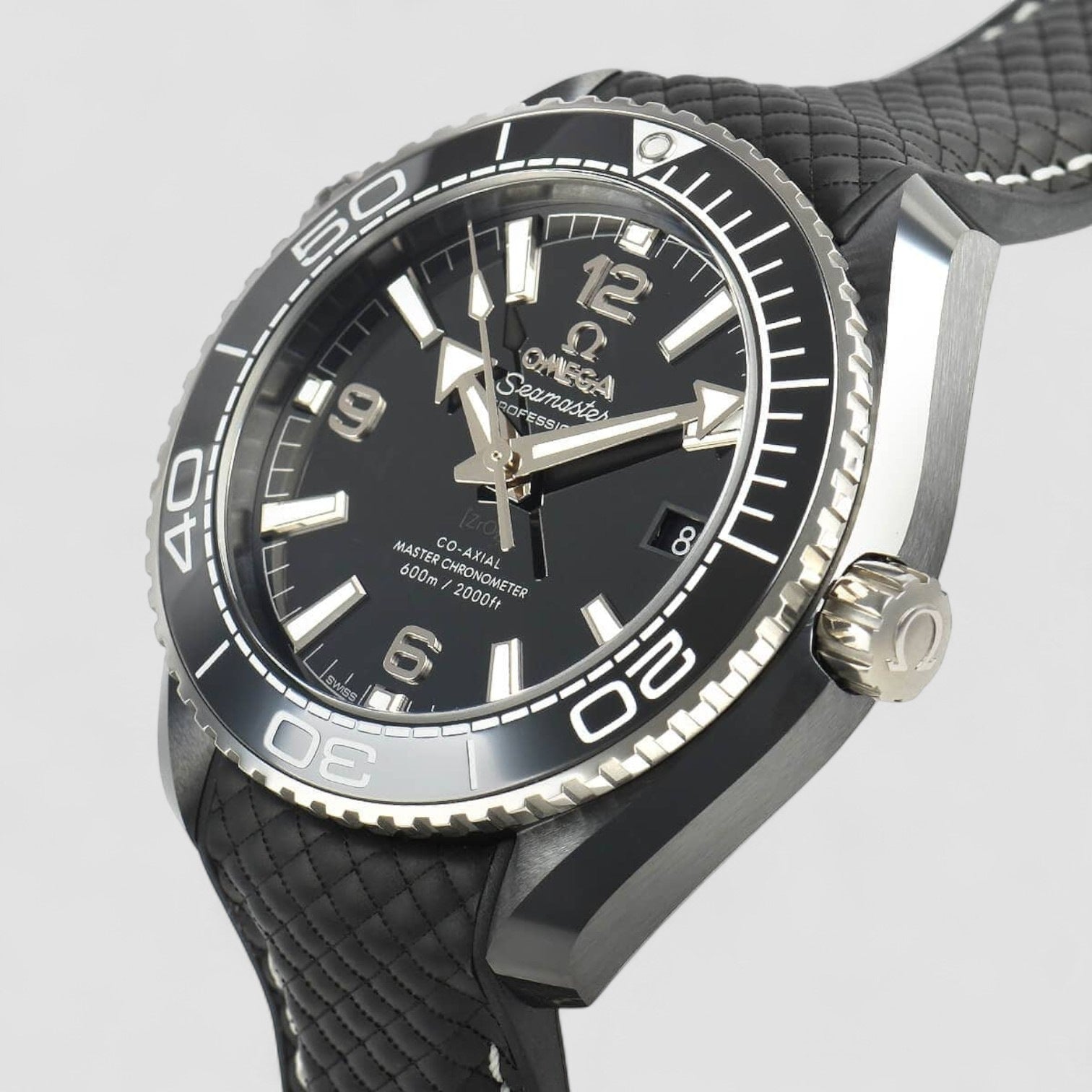 Omega Seamaster Planet Ocean 215.92.40.20.01.001