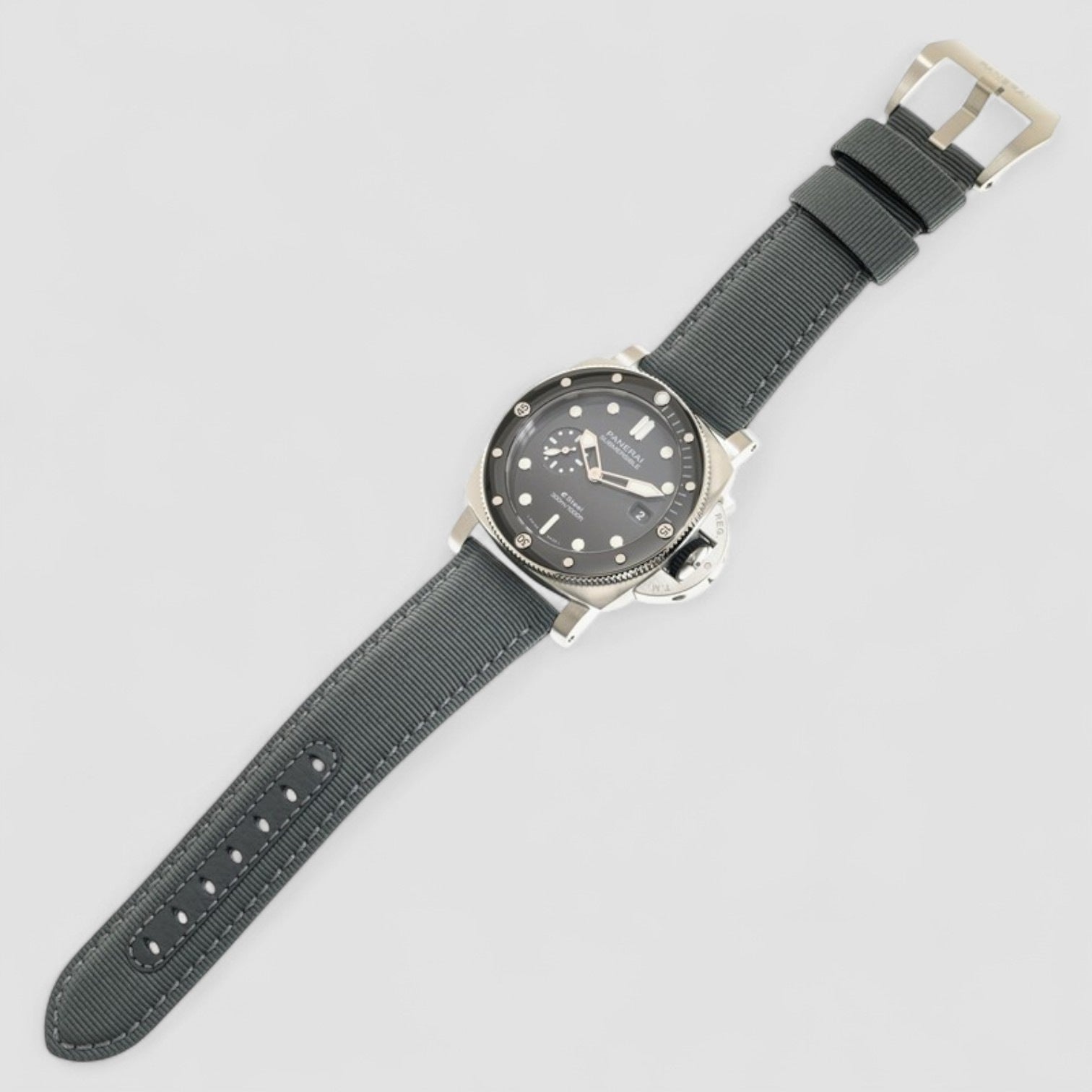 Submersible Quarantaquattro Grigio Roccia