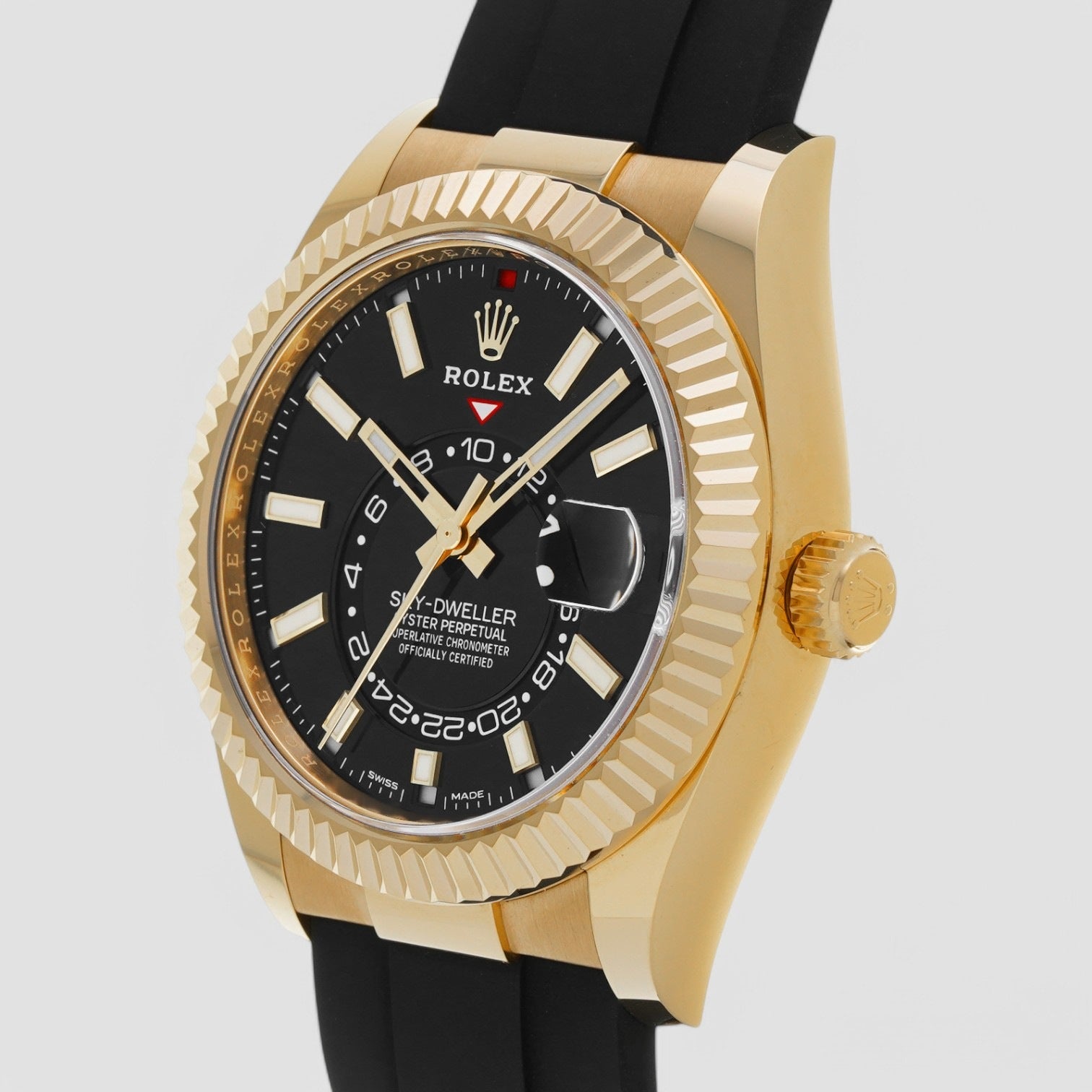 Sky Dweller Black Dial 18k Yellow Gold / OysterFlex 2022