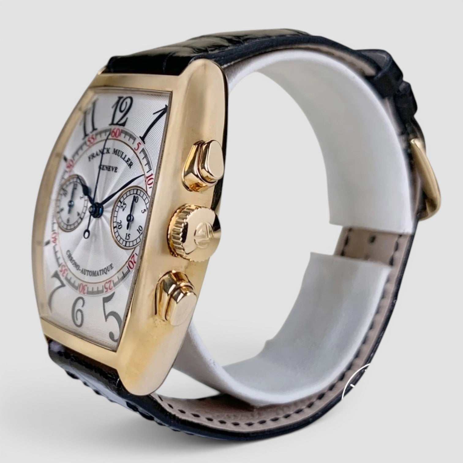 Cintrée Curvex Chronograph