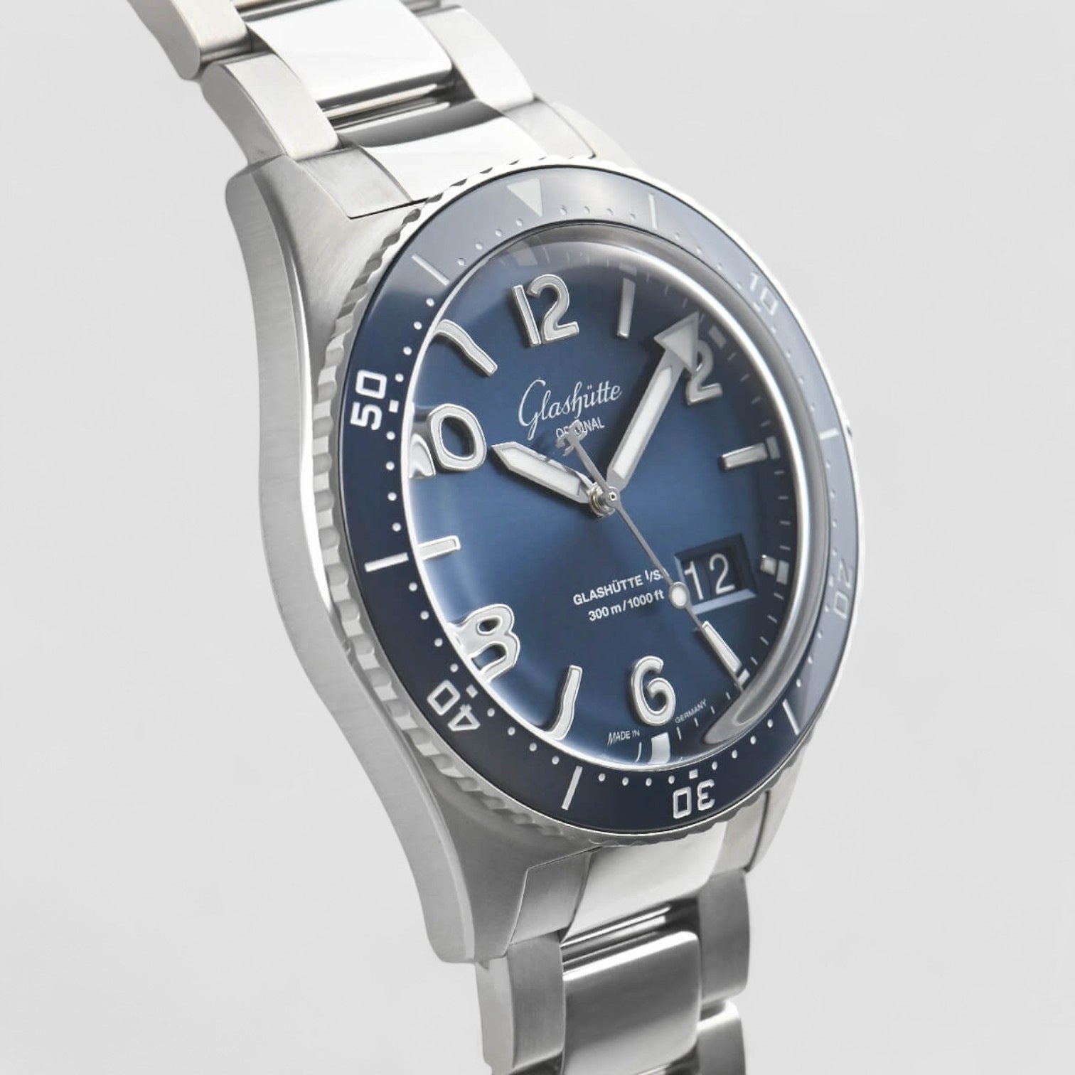SeaQ Panoramadatum Panorama Date Blue Dial SS