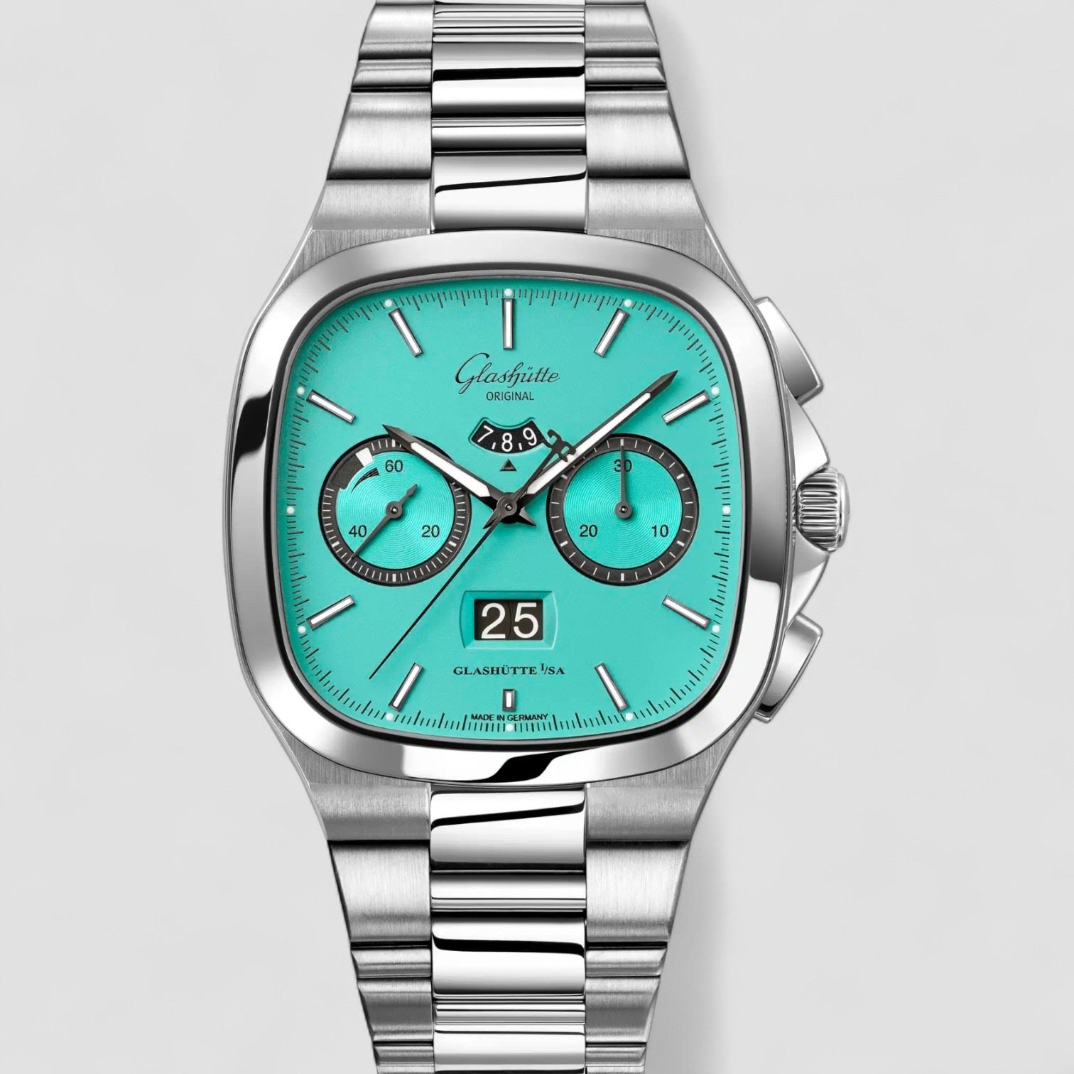 Seventies Chronograph Panorama Date Swimming Pool