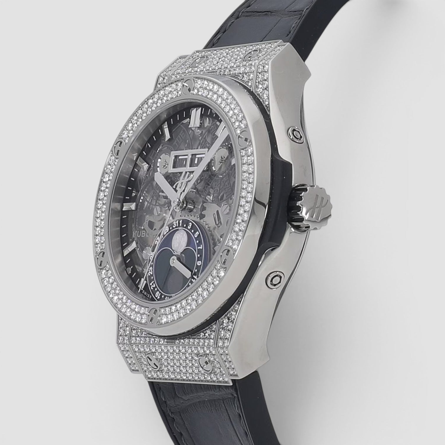 Classic Fusion 42mm Moonphase Pave