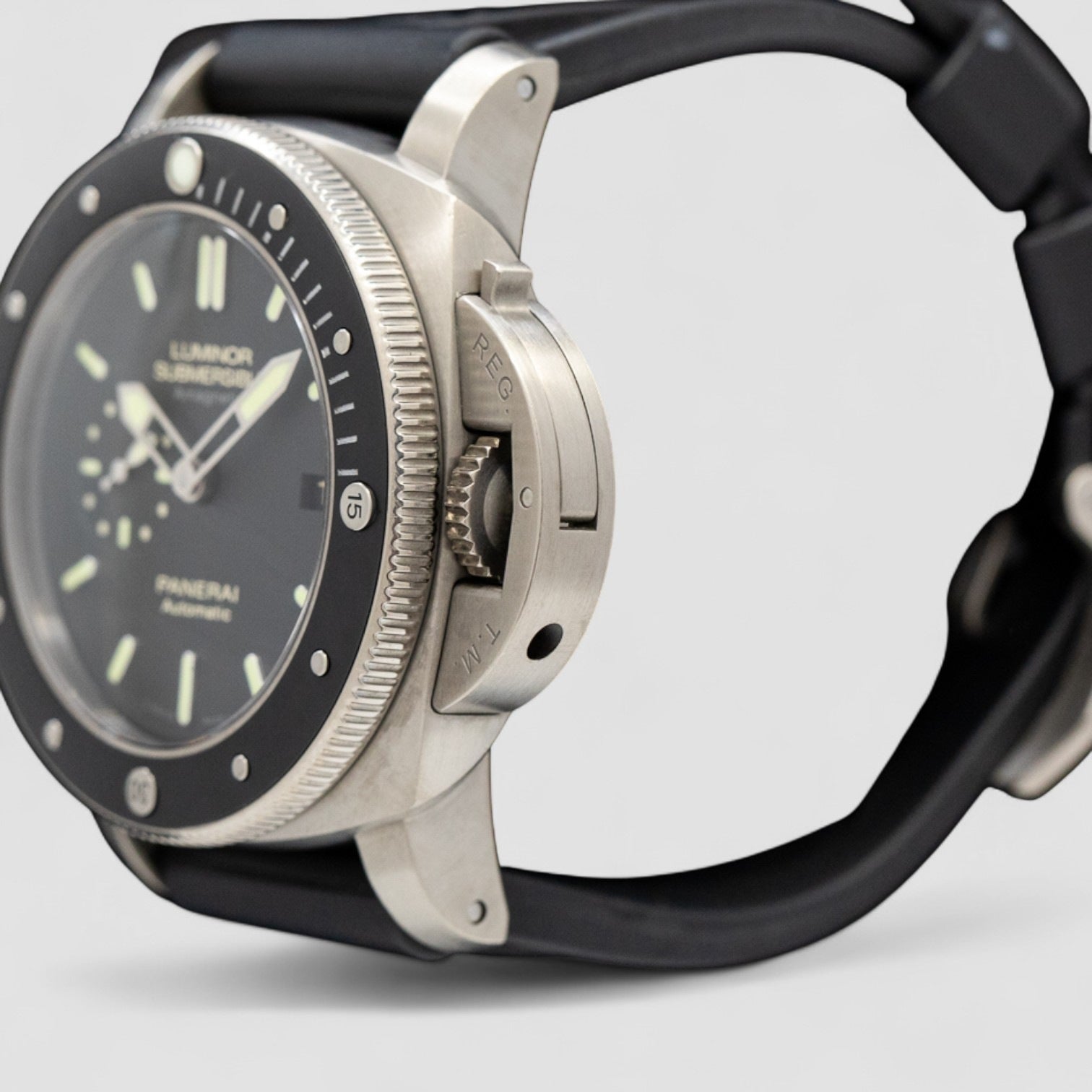 Luminor Submersible 1950 Amagnetic