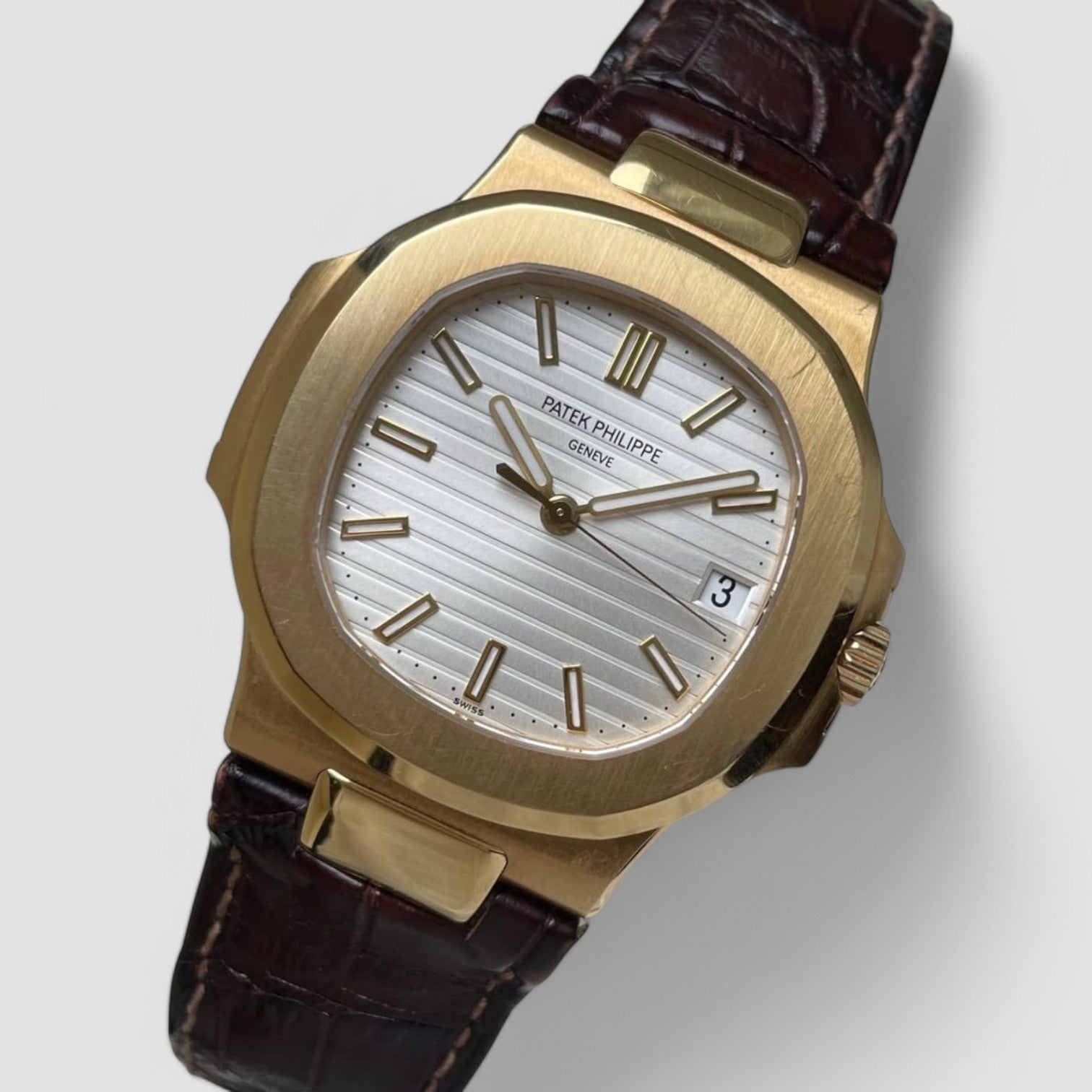 Nautilus 18K Yellow Gold