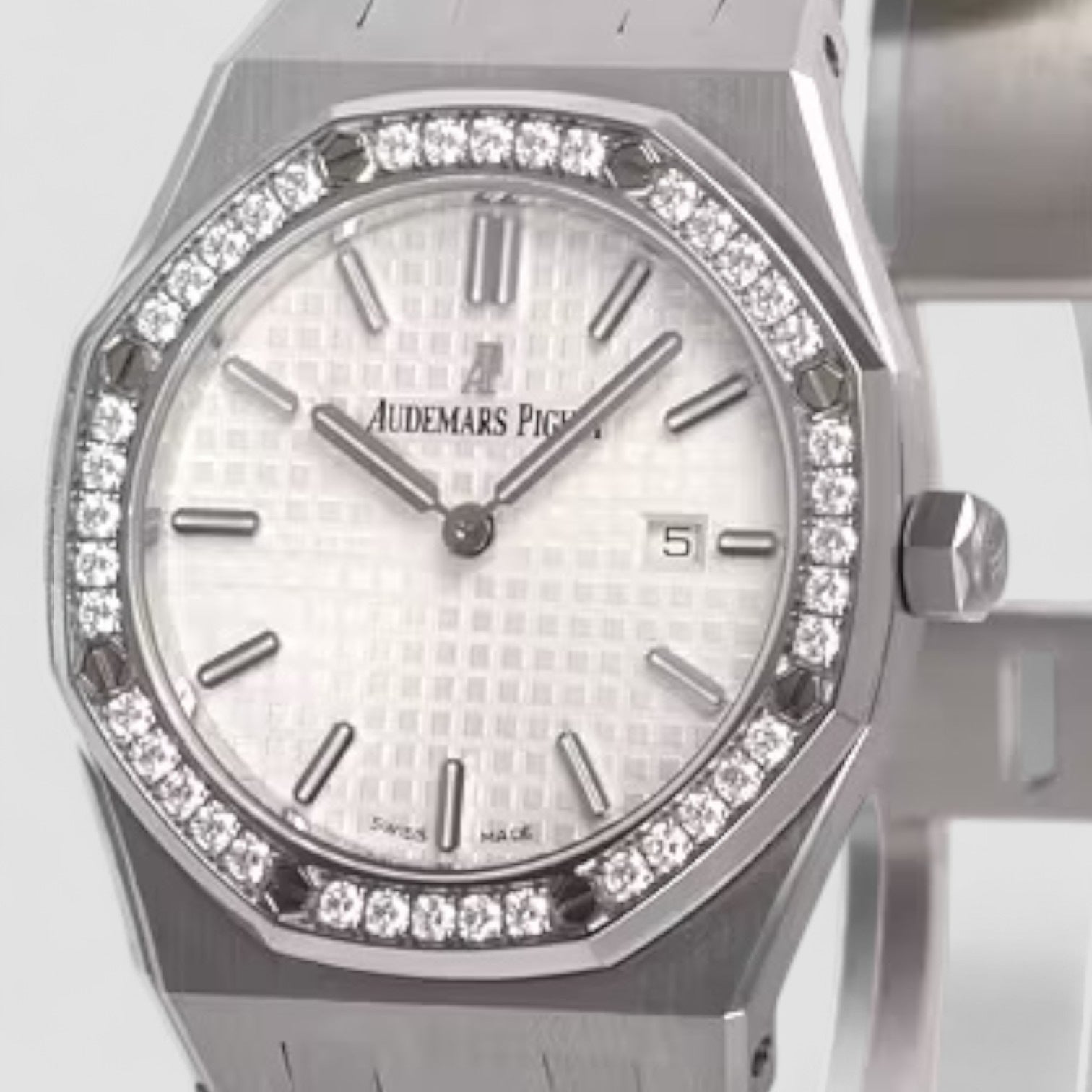 Royal Oak Quartz 33mm Ladies Watch