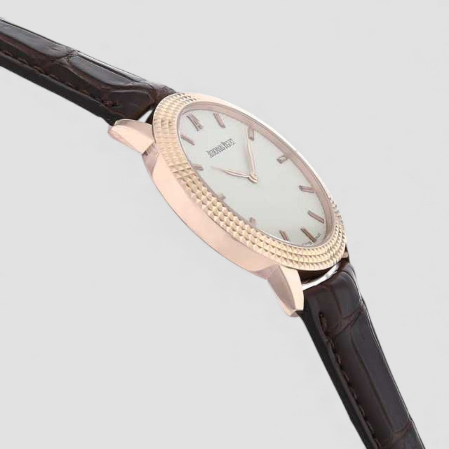 Classique Mens Watch 38mm