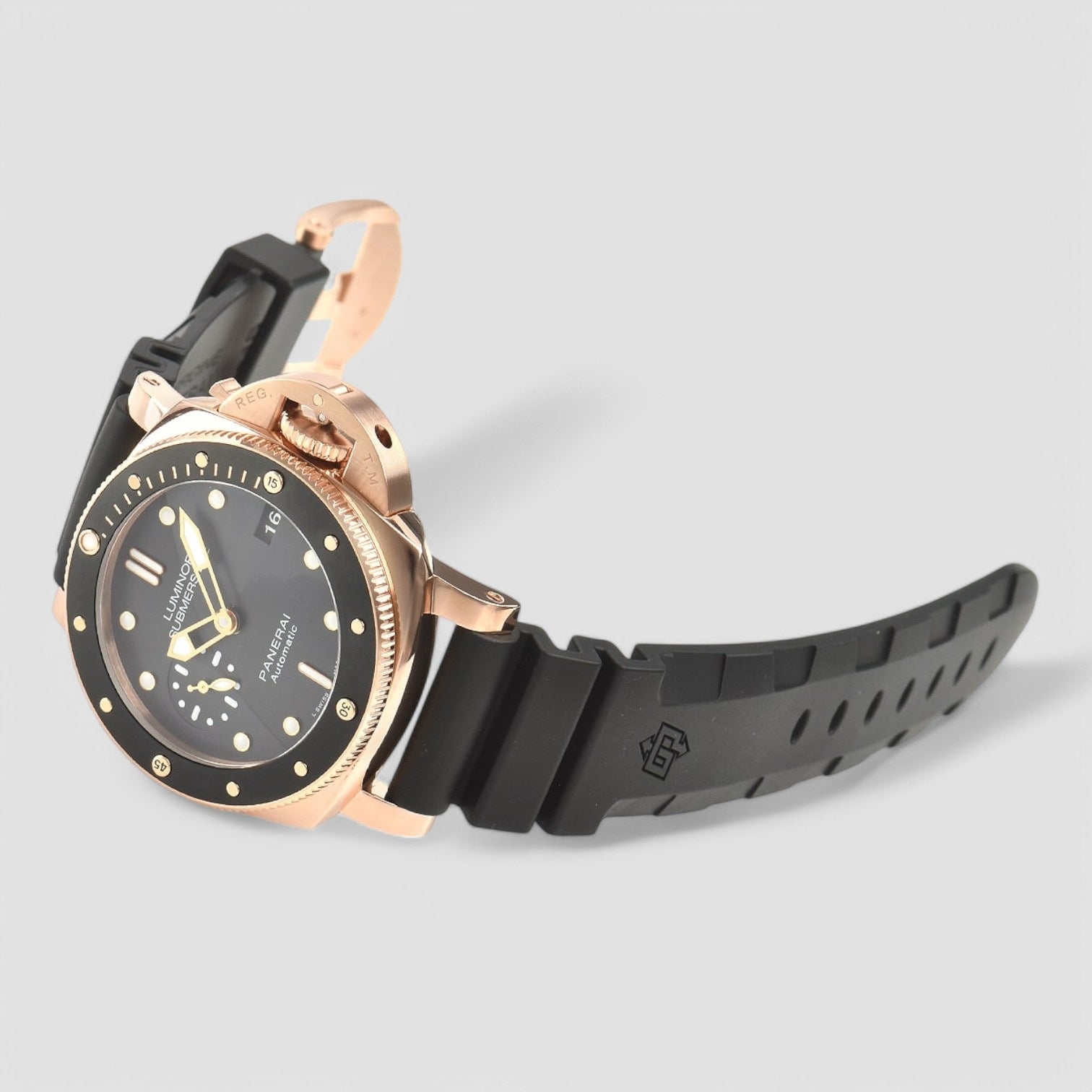 Luminor Submersible Rose Gold 42MM