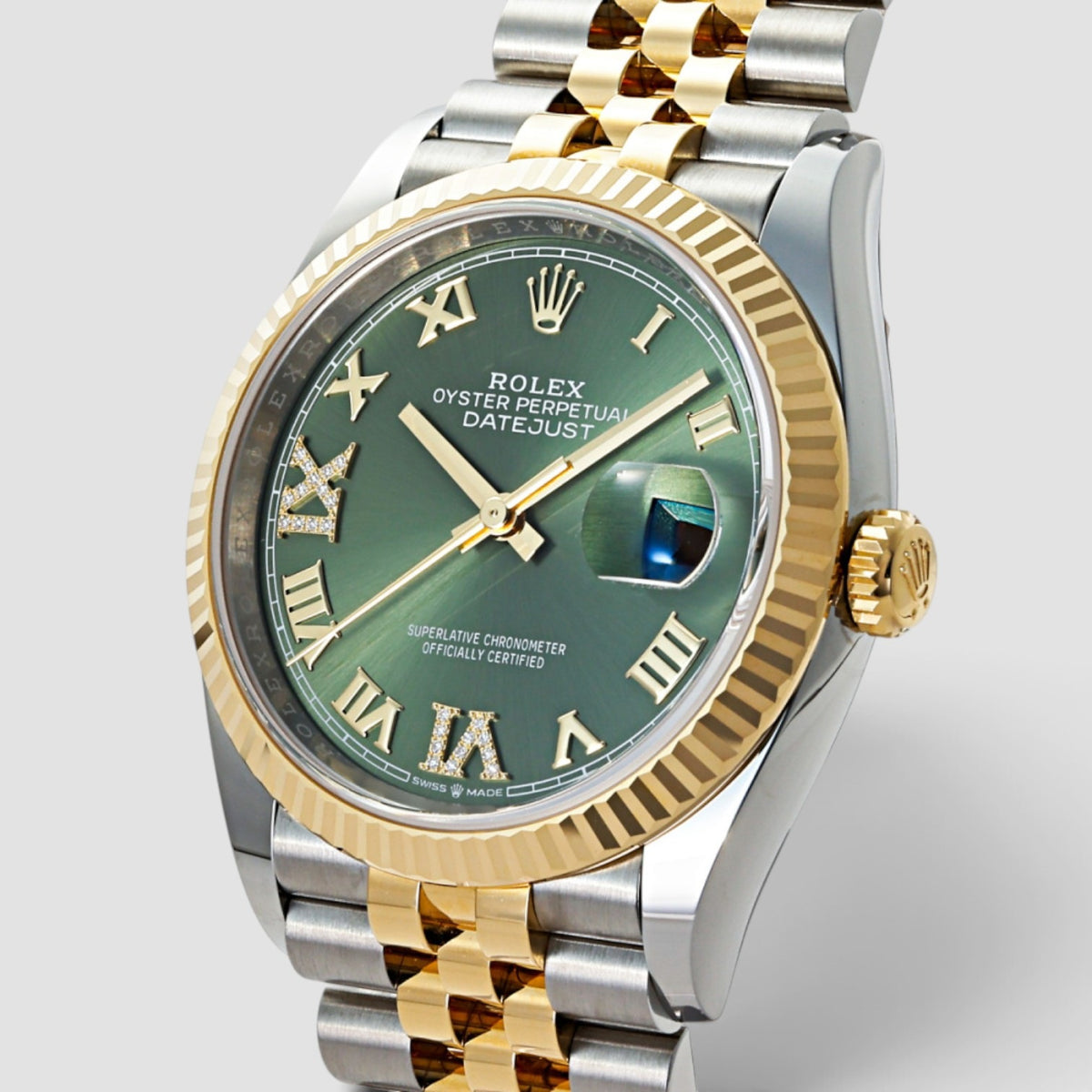 Datejust 36mm Oystersteel & 18K Yellow Gold Olive Green Diamond Dial
