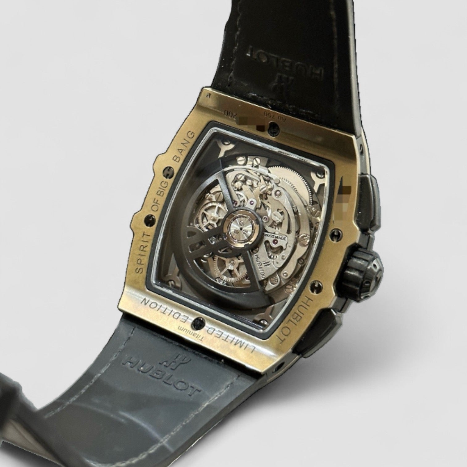 Shaped Spirit of Big Bang Full Magic Gold 42mm