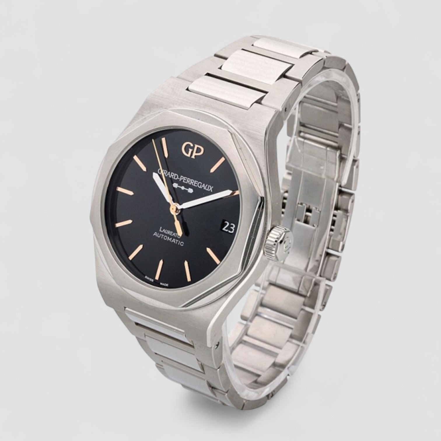 Laureato Infinity Edition Onyx Dial 42mm
