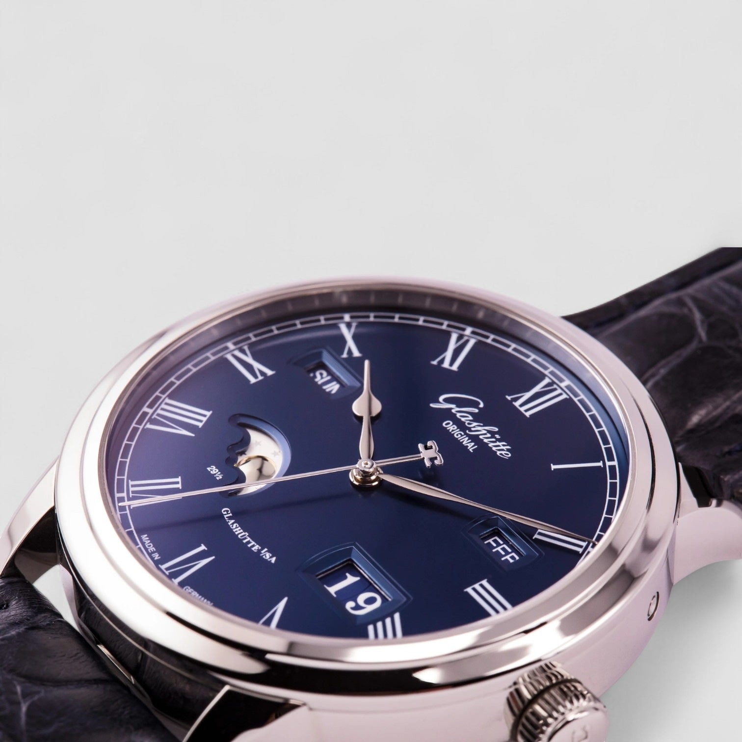 Senator Perpetual Calendar Men's Watch 42mm