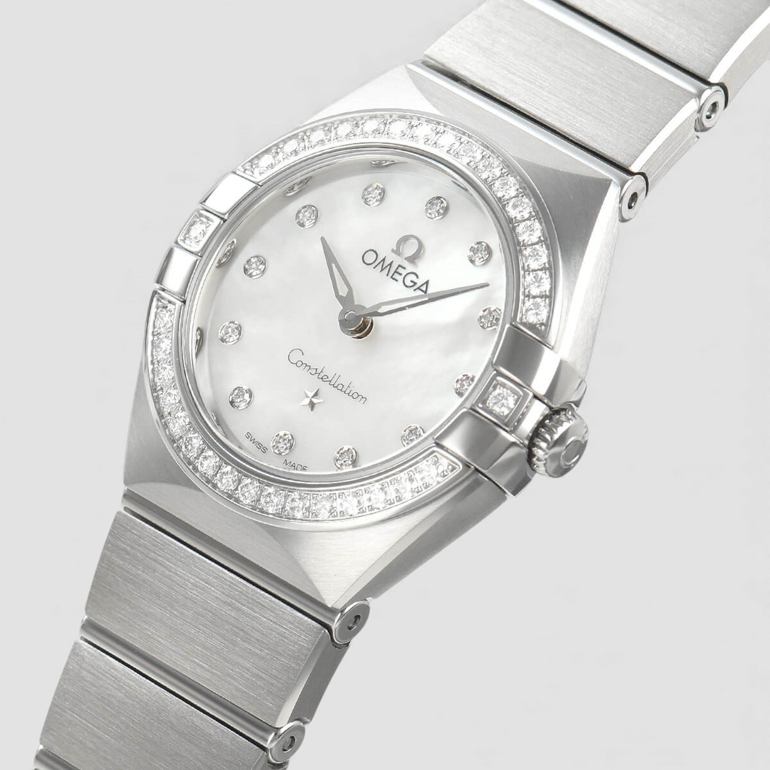 Constellation Manhattan Quartz