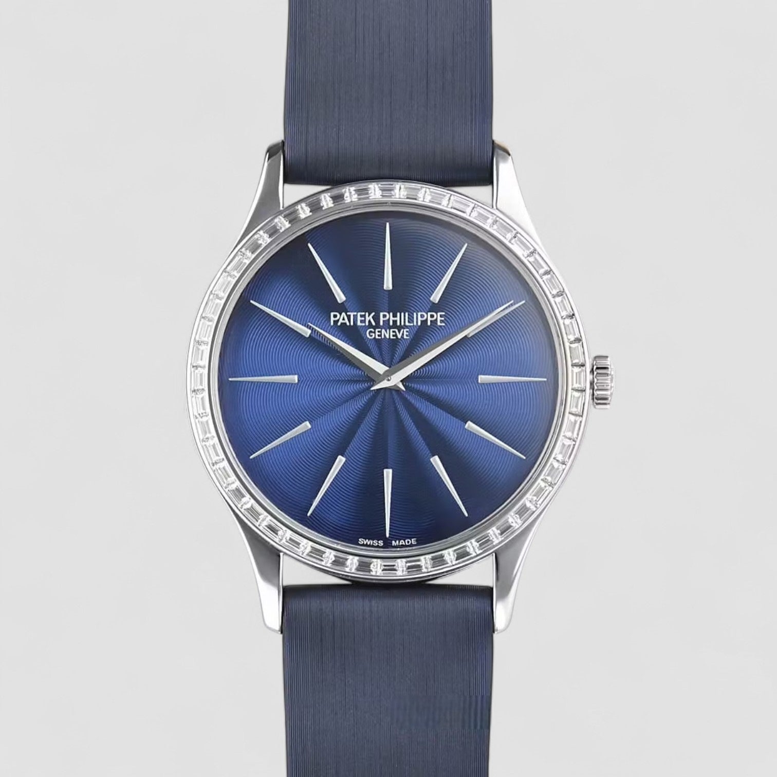 Calatrava Ladies 18K White Gold Diamonds Manual Wind 33MM Description