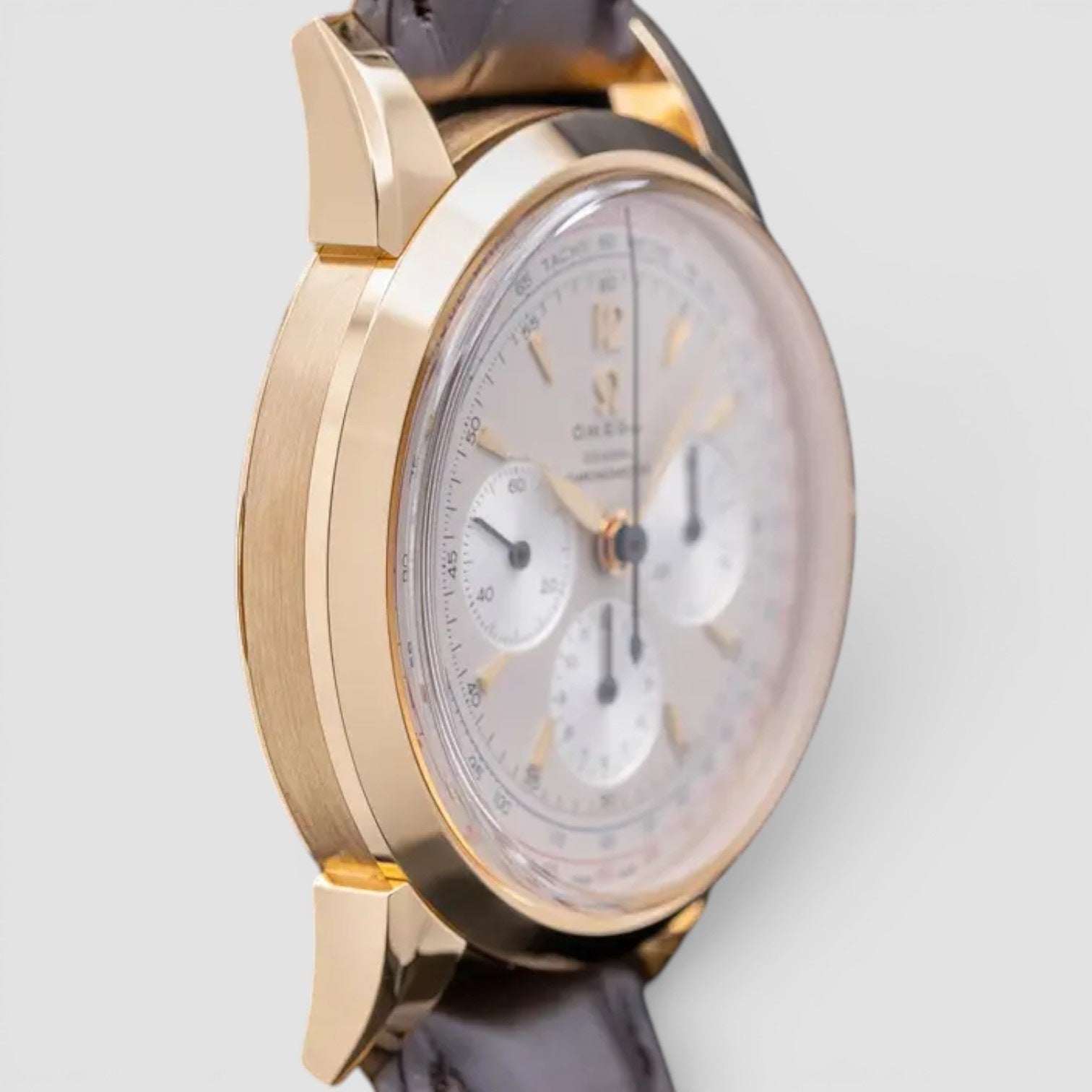 Museum Collection “The MD’s Watch” 39mm 18K Rose Gold Silver Dial