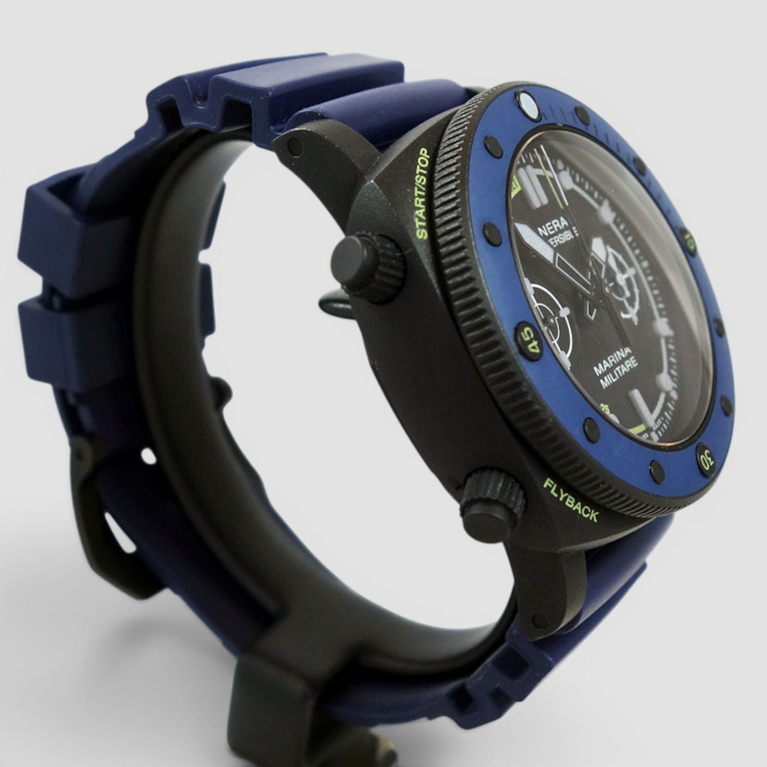 Luminor Submersible