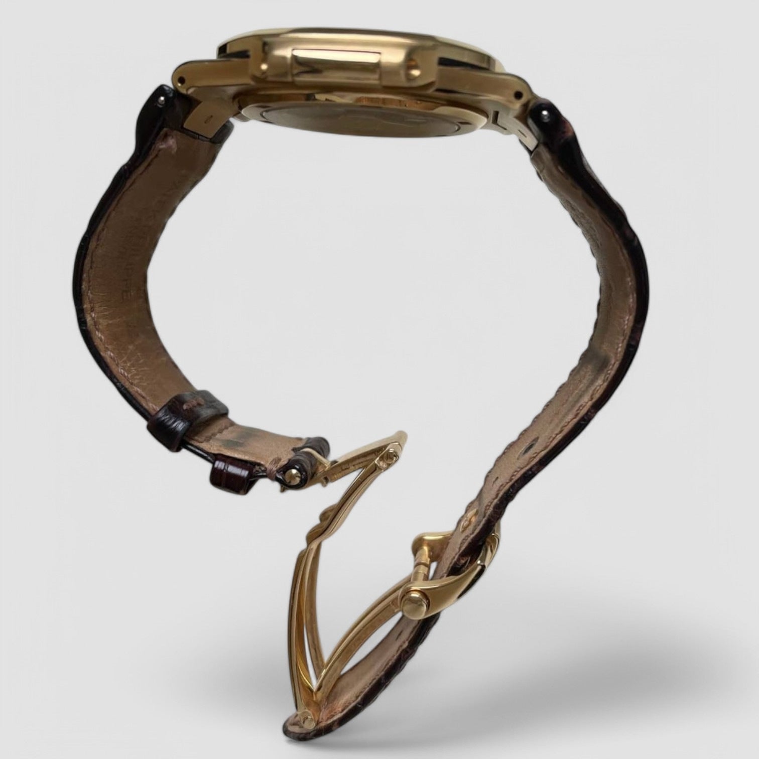 Nautilus 18K Yellow Gold