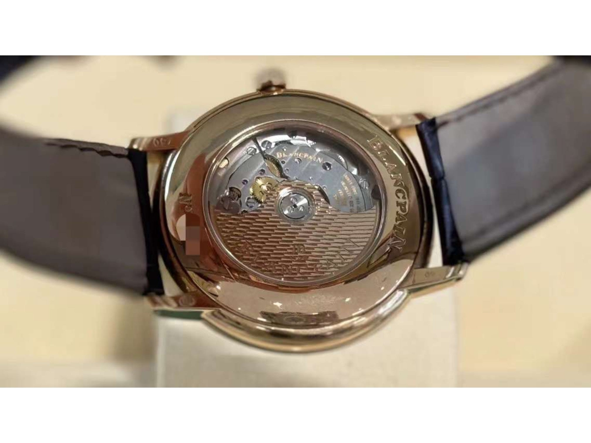 Villeret Ultra-slim Retrograde Small Seconds