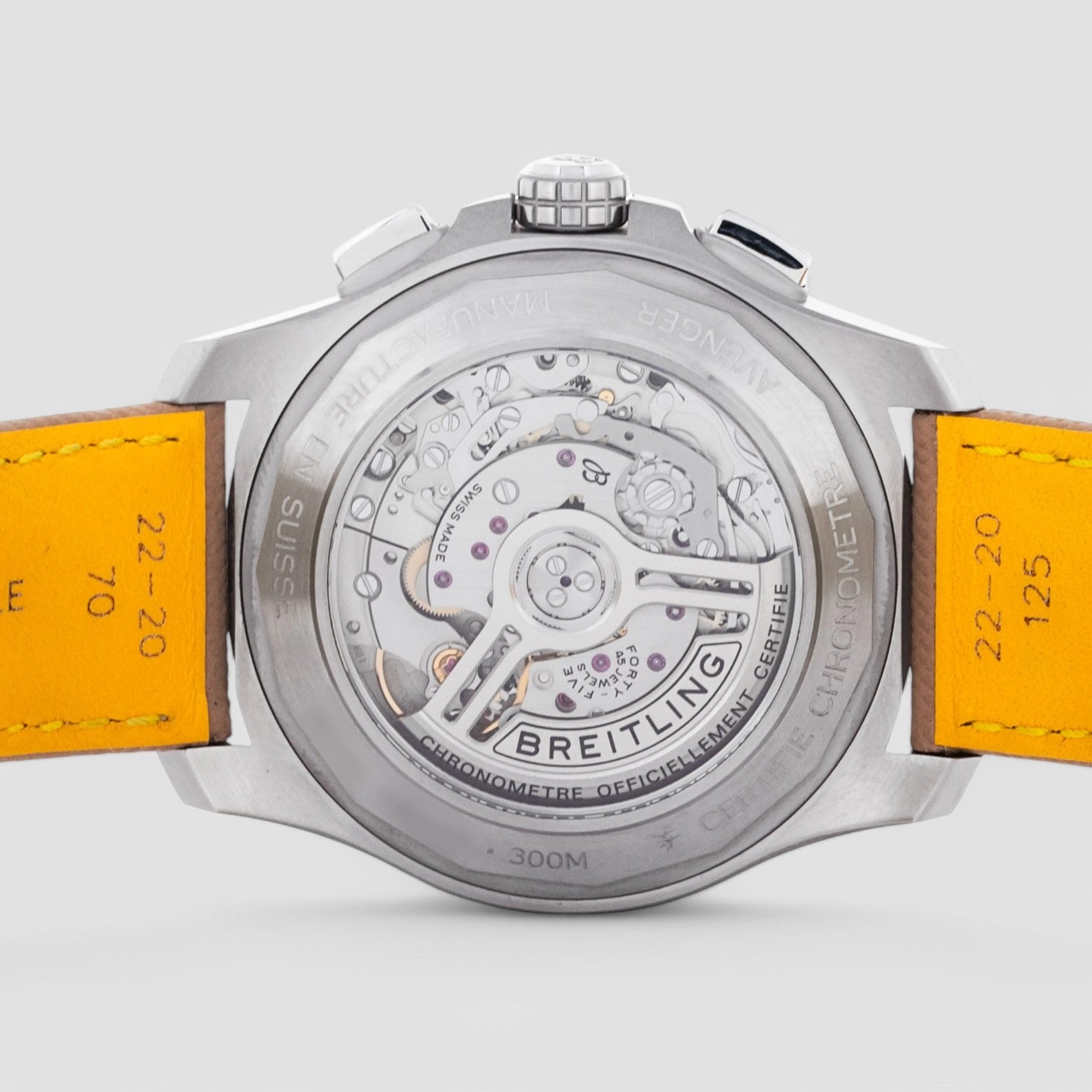 Avenger B01 Chronograph 44
