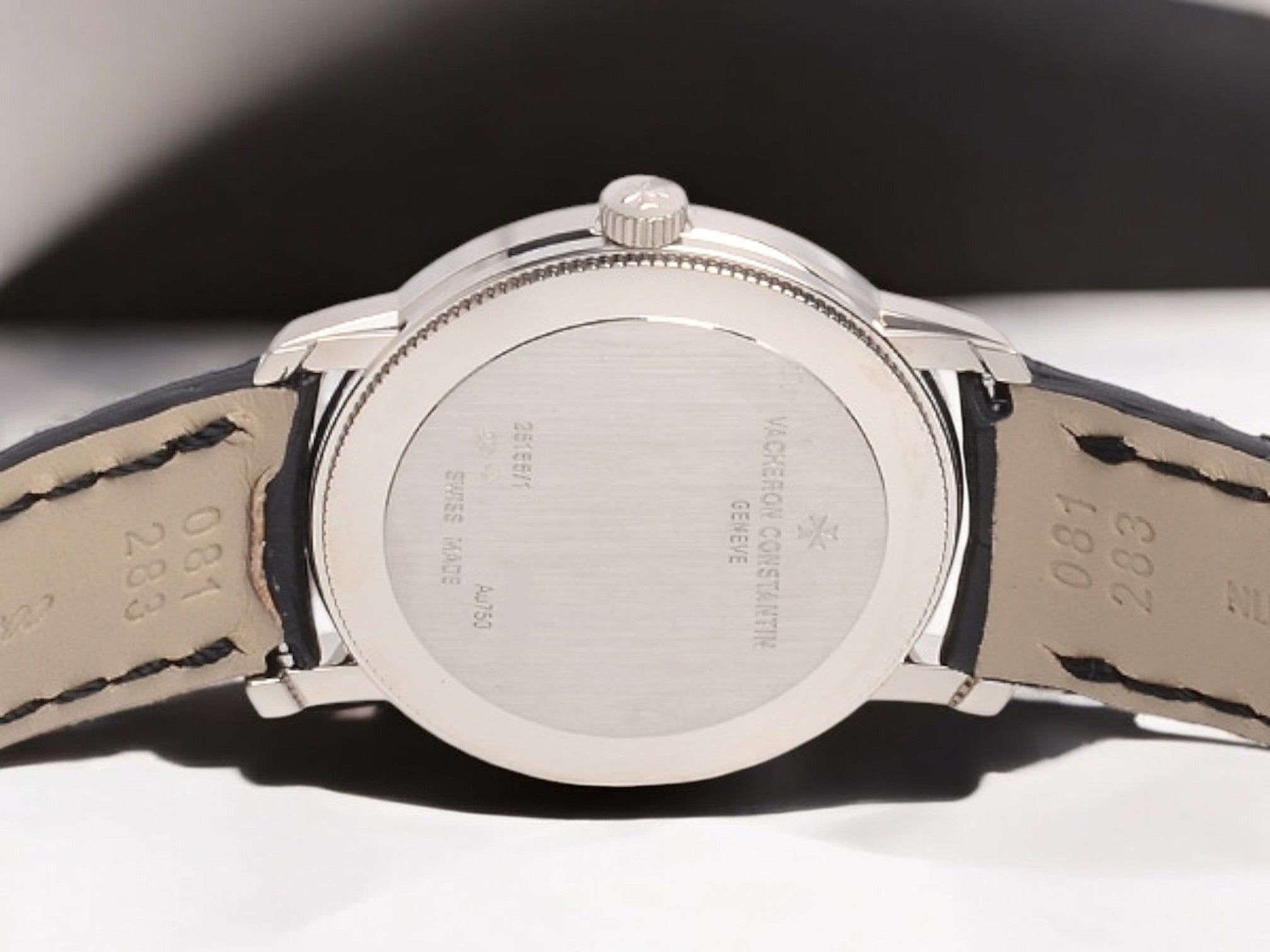 Traditionnelle Quartz White Gold / Silver
