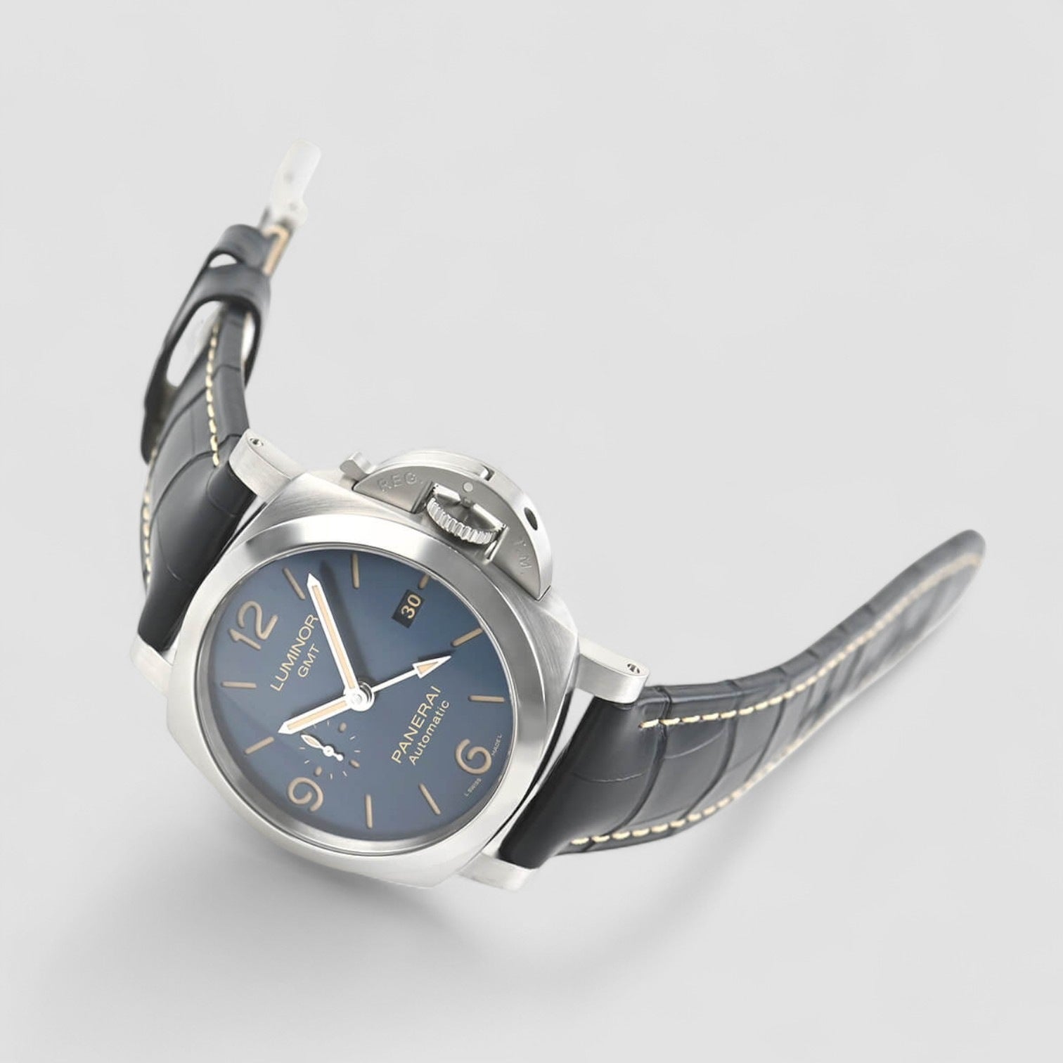 Luminor Gmt