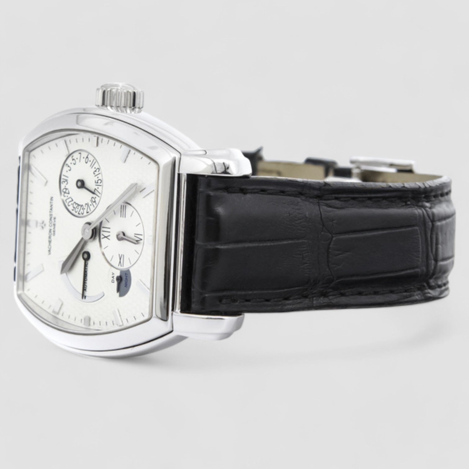 Malte Tonneau Dual Time 18K White Gold / Deployment