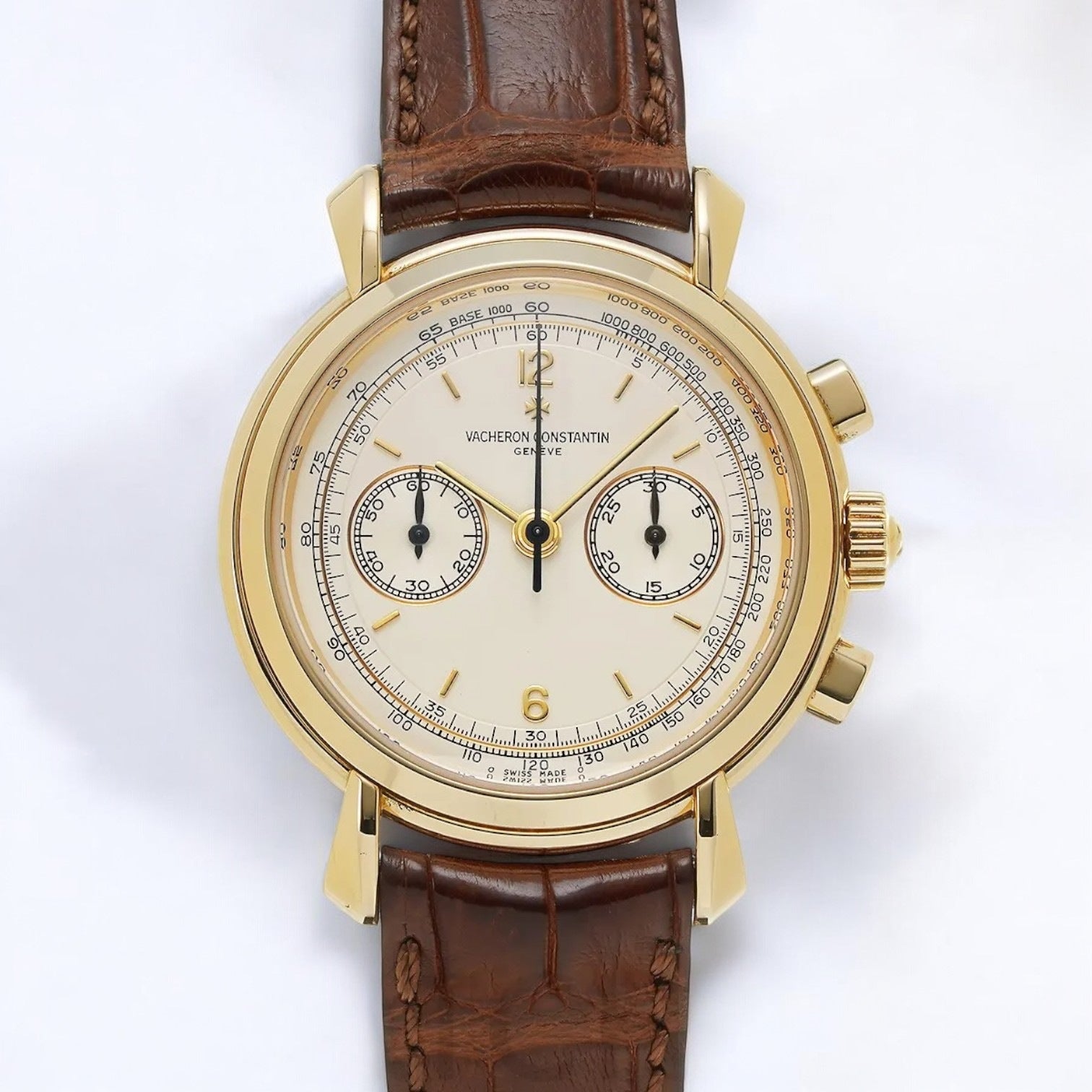 Les Historiques Chronograph 18K Yellow Gold