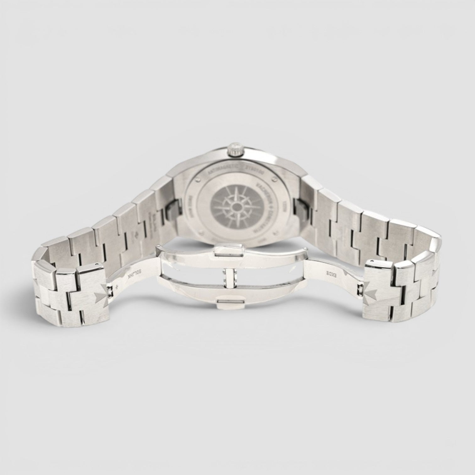 Overseas Quartz 33mm Steel Blue Dial Diamond Bezel