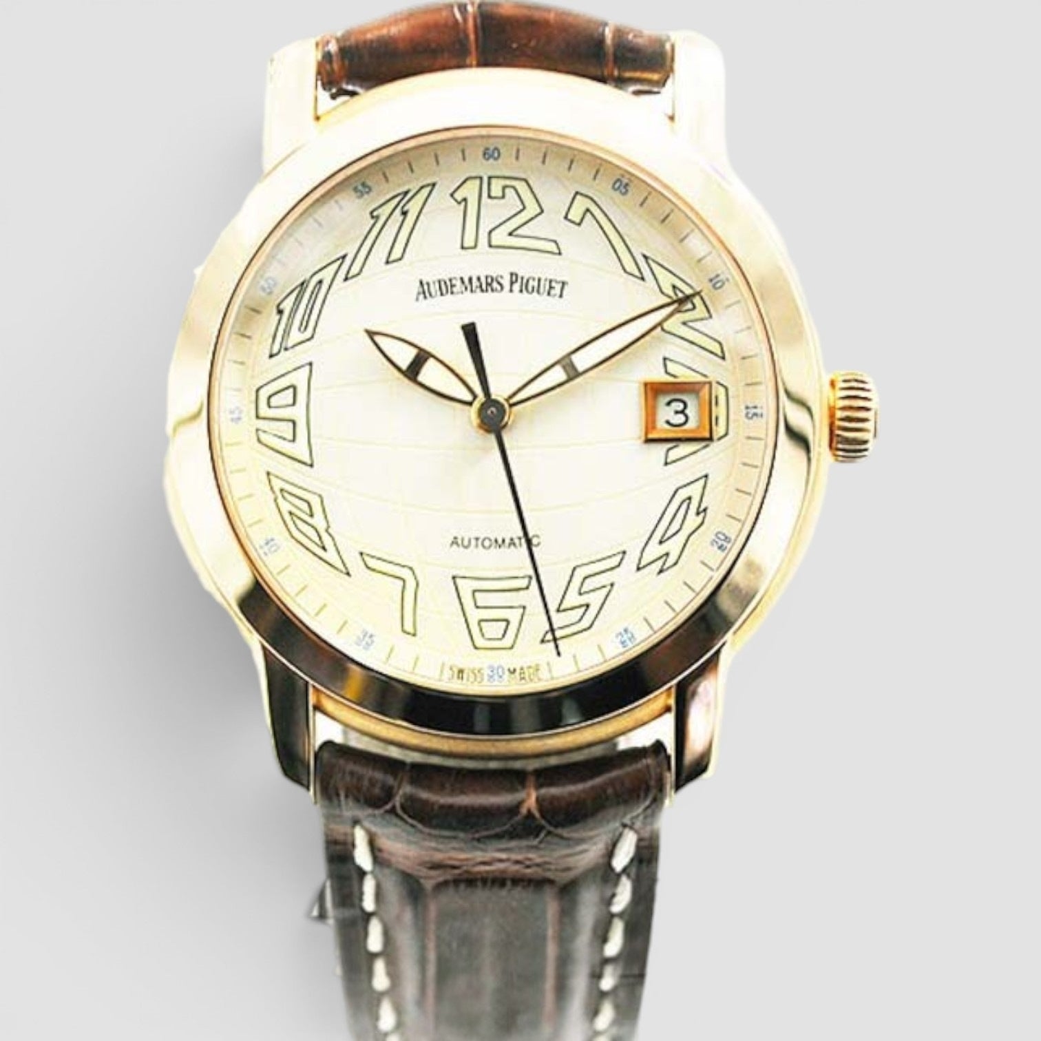 Jules Audemars Globe 39mm 18K Rose Gold Ivory Dial