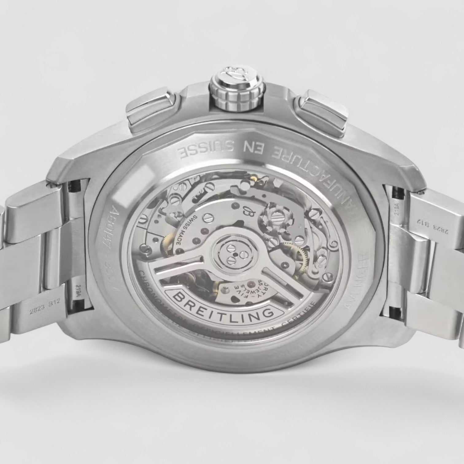 Avenger B01 Chronograph 44