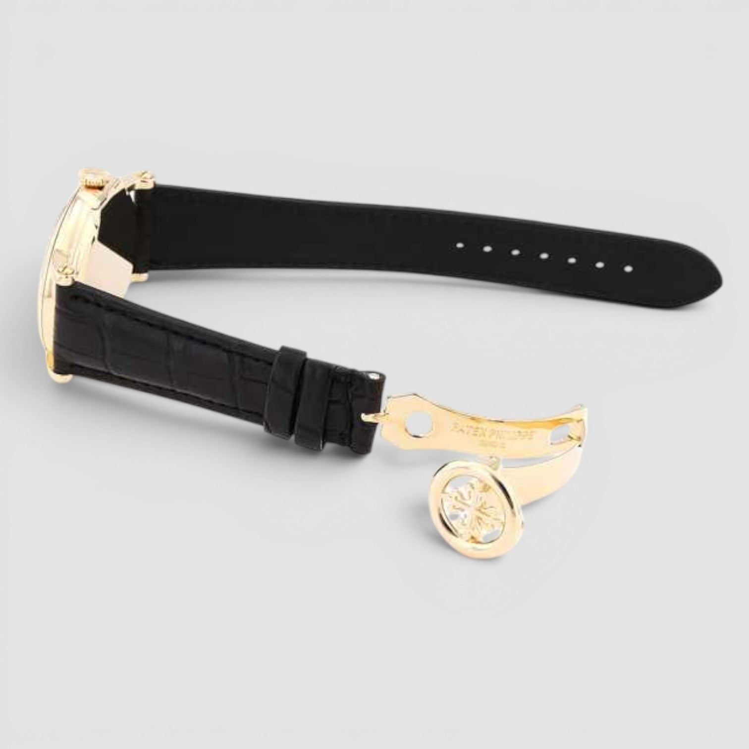 Calatrava Officer’s Watch 38mm 18K Yellow Gold