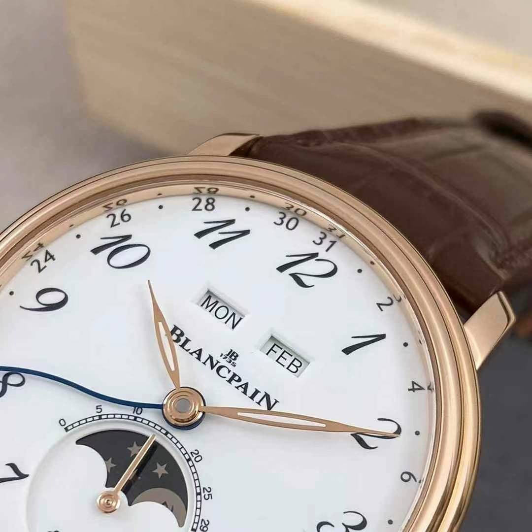 Villeret Quantième Complete Calendar 8 Days Rose Gold