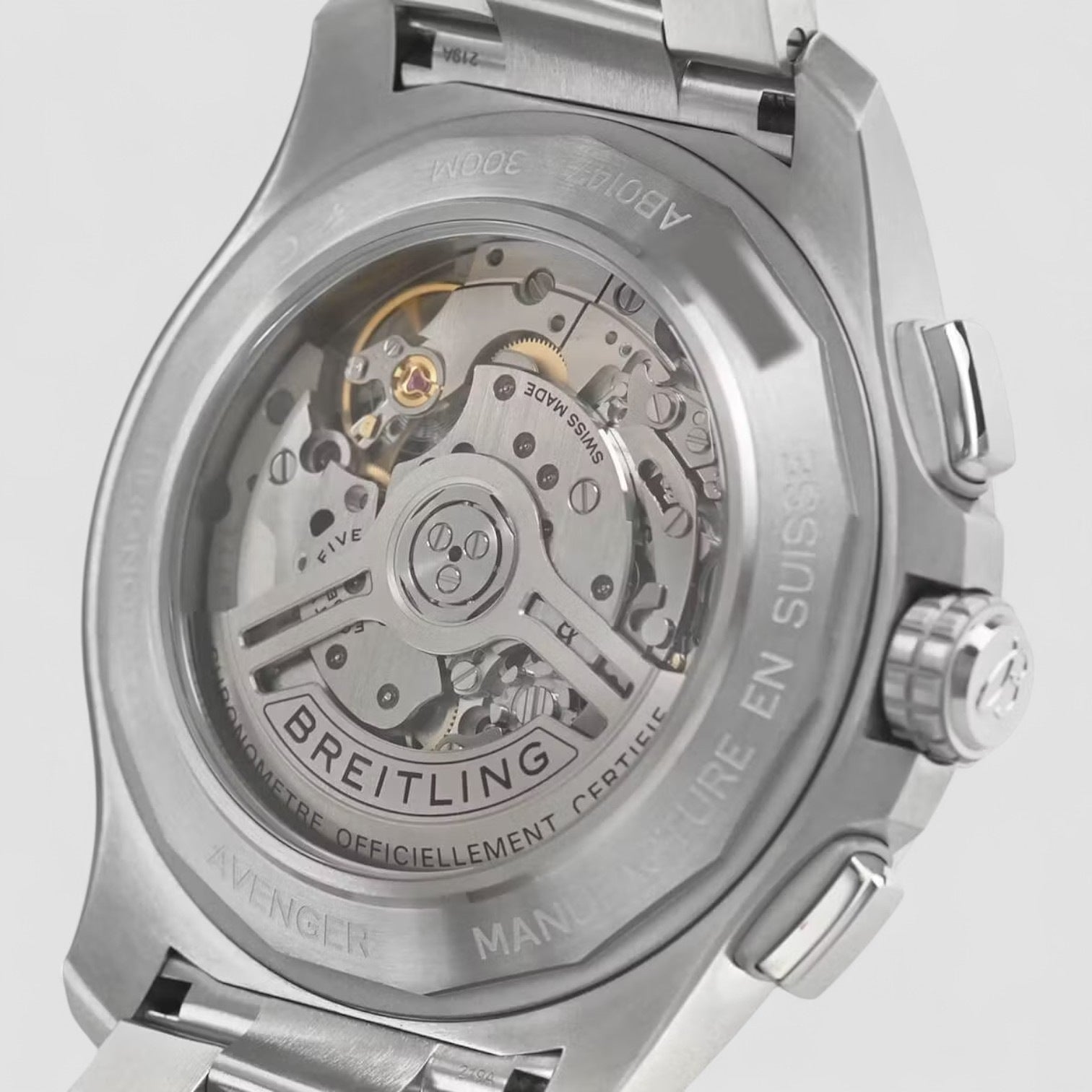 Avenger B01 Chronograph 44