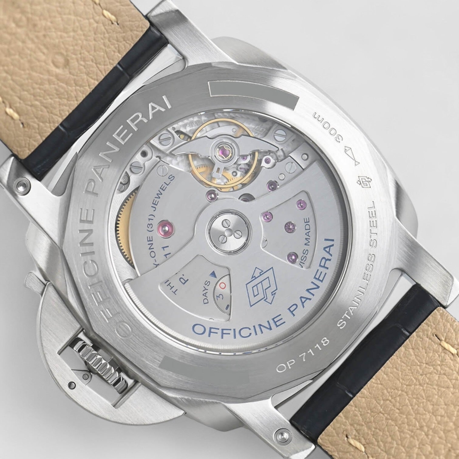 Luminor Gmt