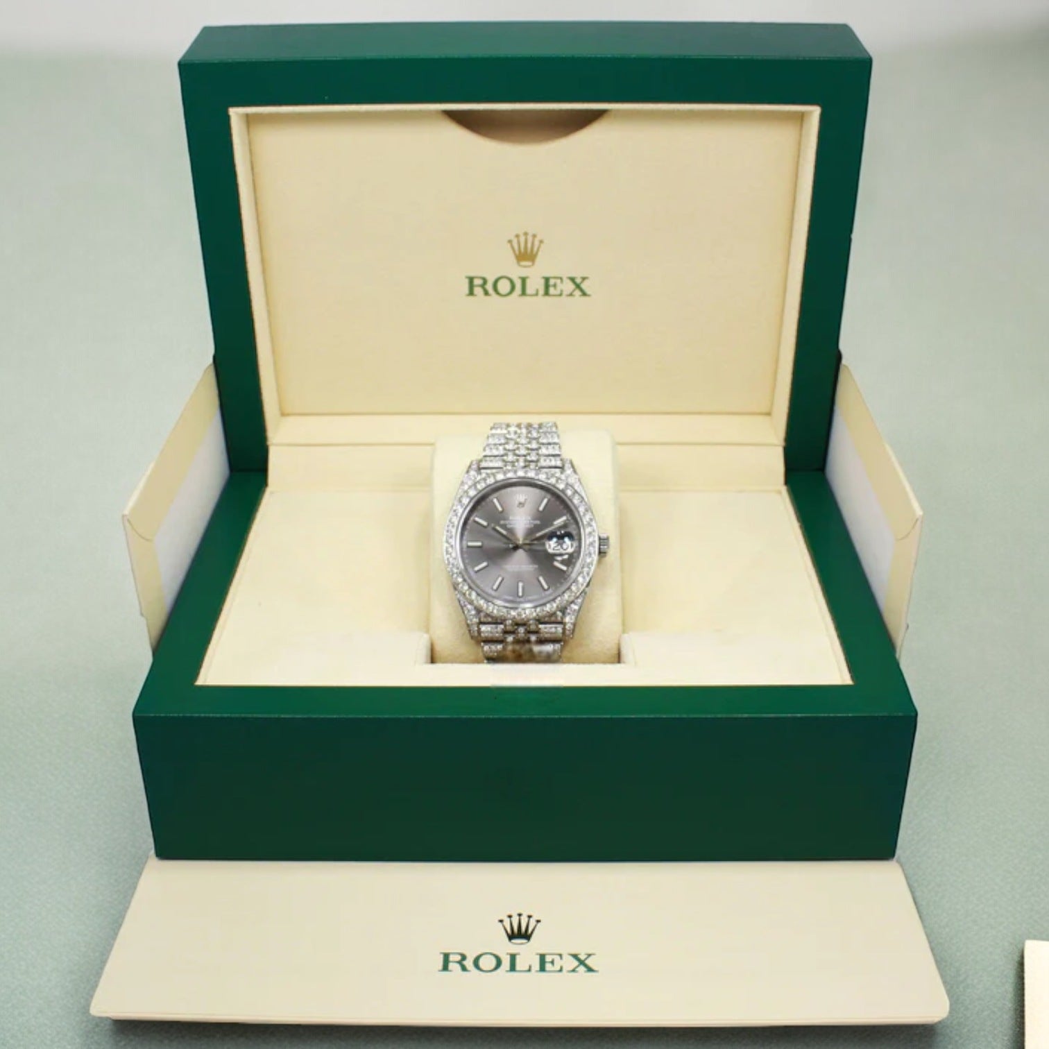 Datejust 41 Full Iced out – Diamonds – Grey Dial – Jubilee