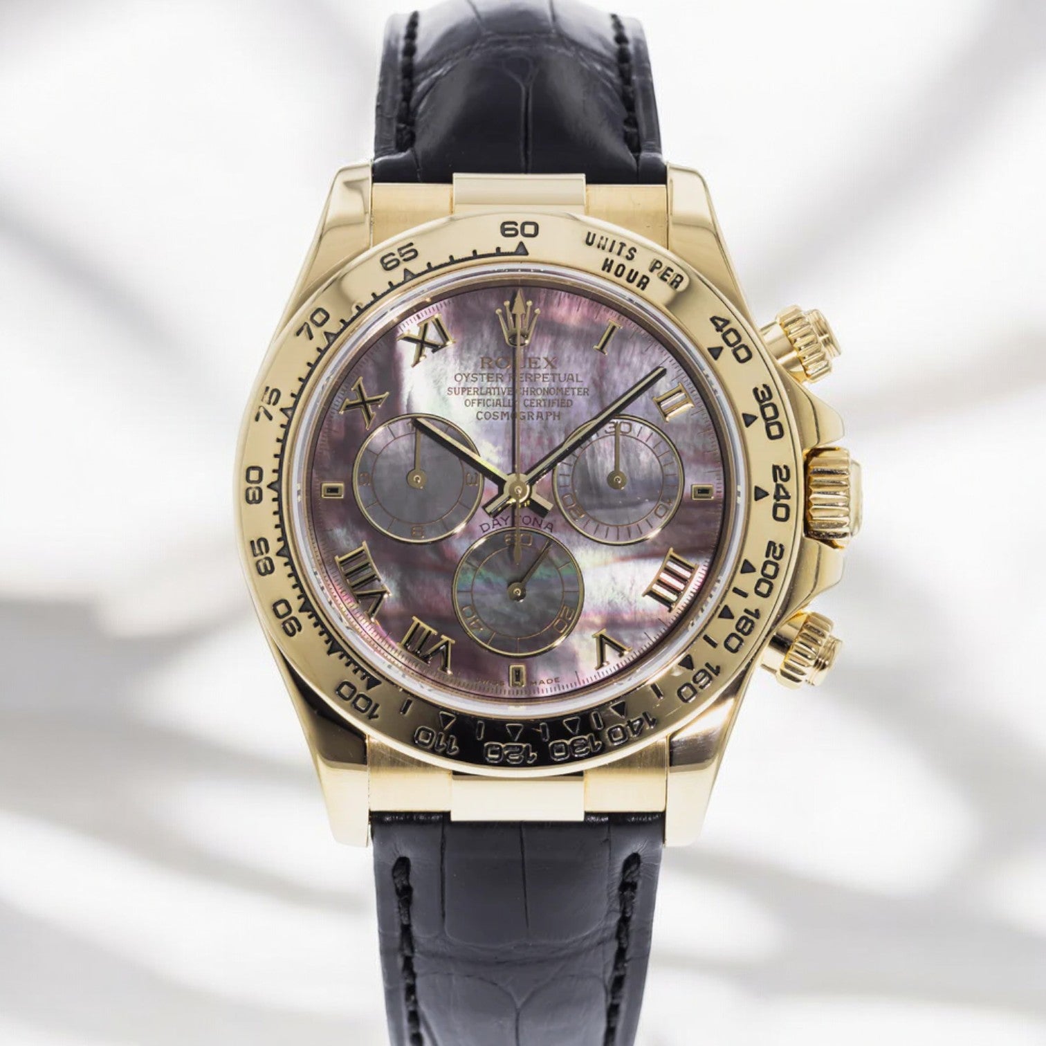 Daytona 18K Yellow Gold / Tahitian MOP Dial