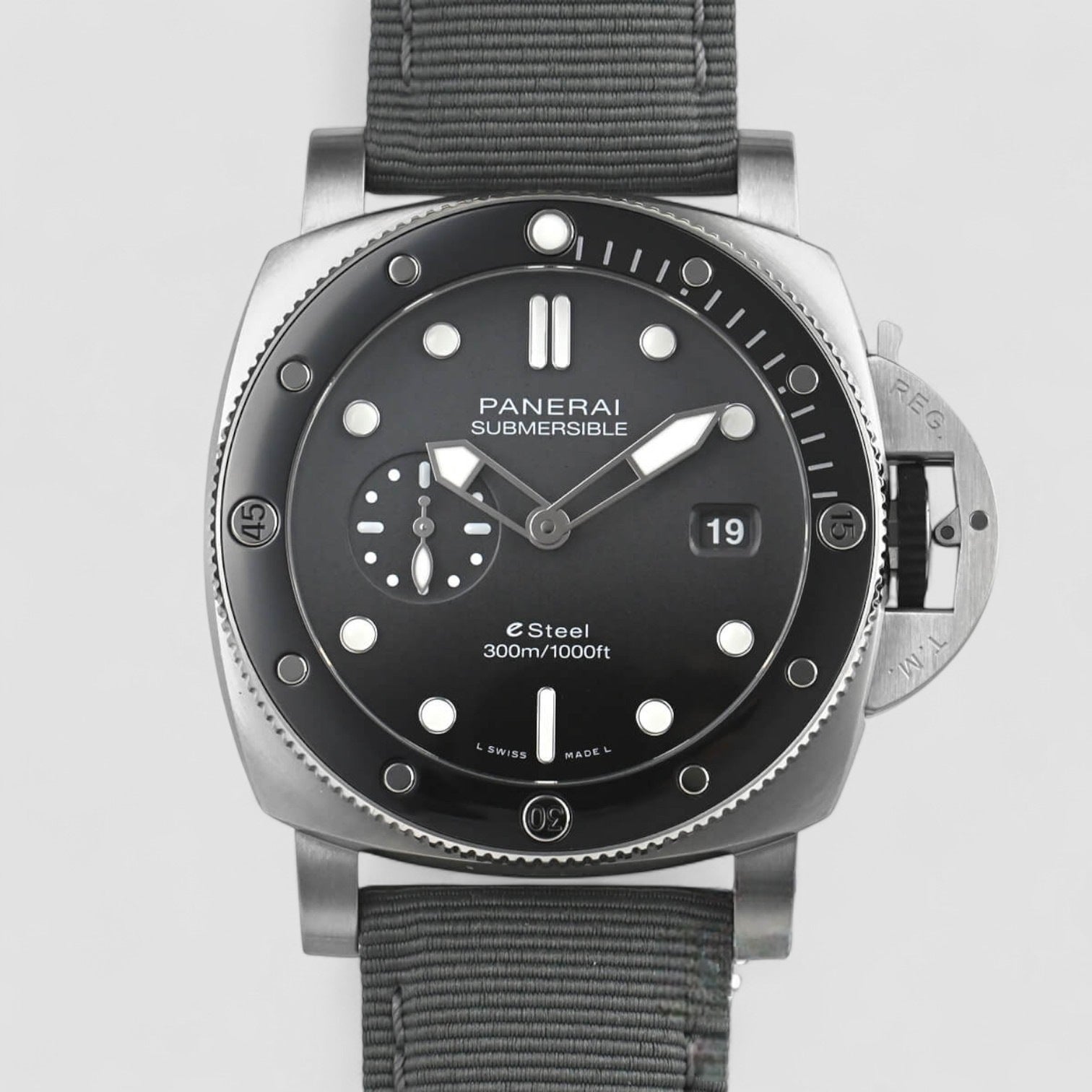 Submersible Quarantaquattro Grigio Roccia