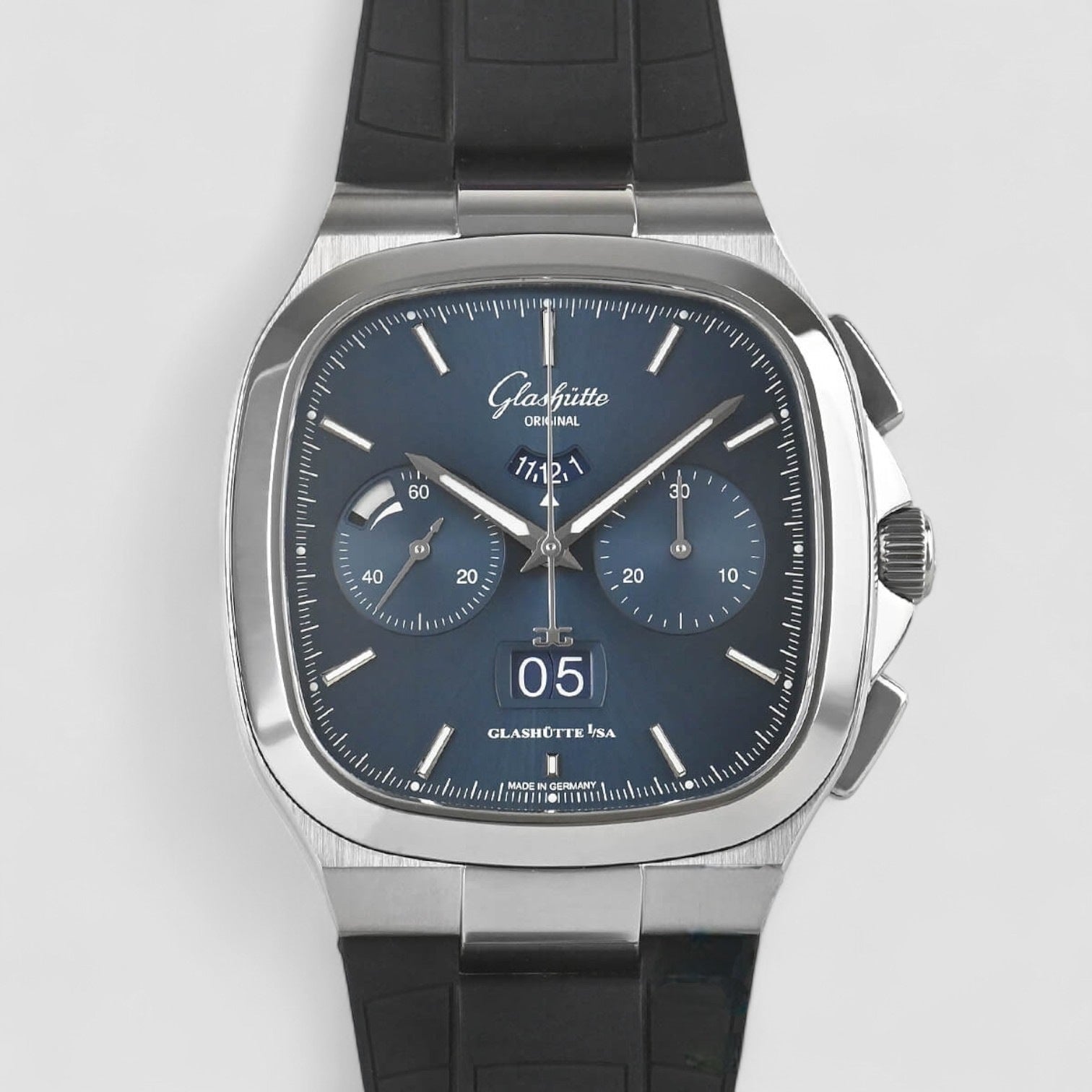 Seventies Chronograph Panorama Date 40mm