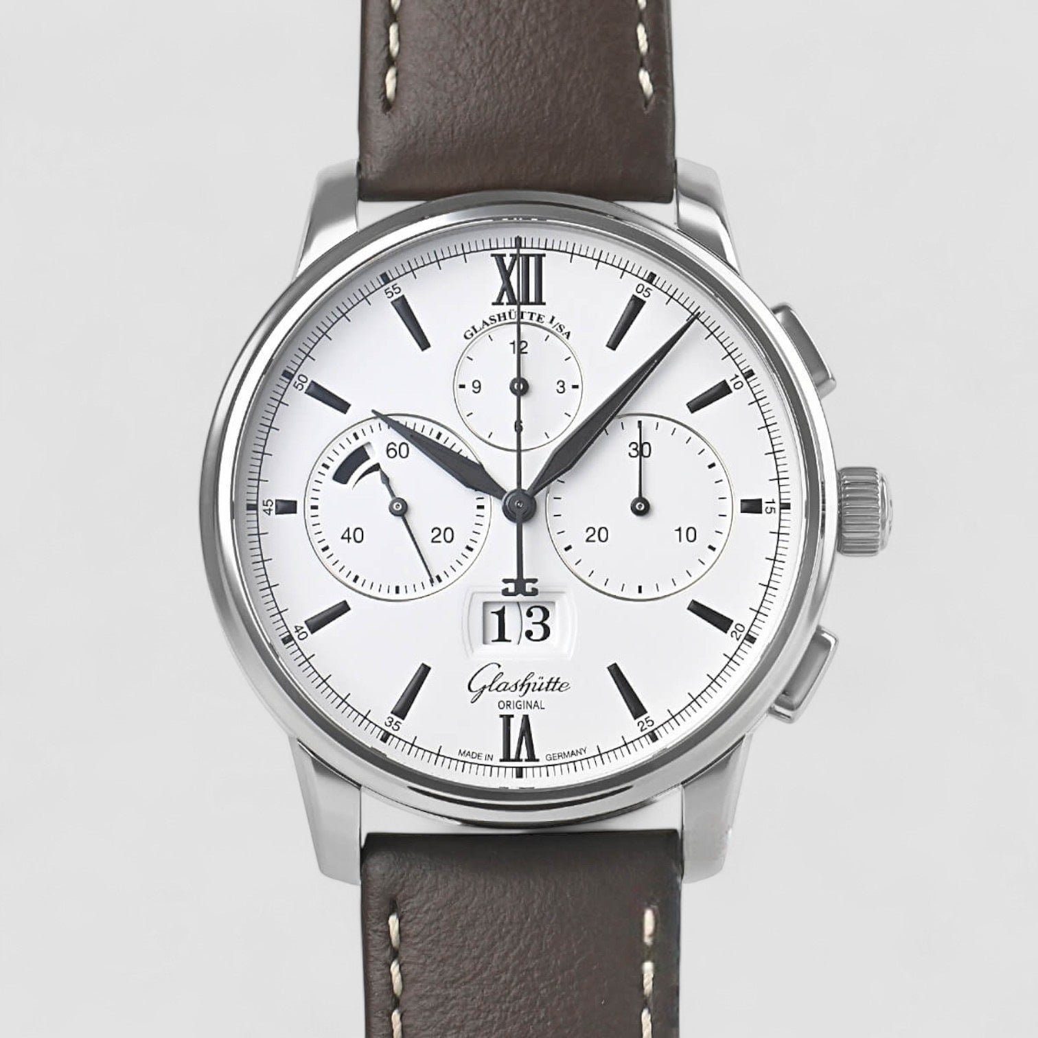 Senator Chronograph Panorama Date