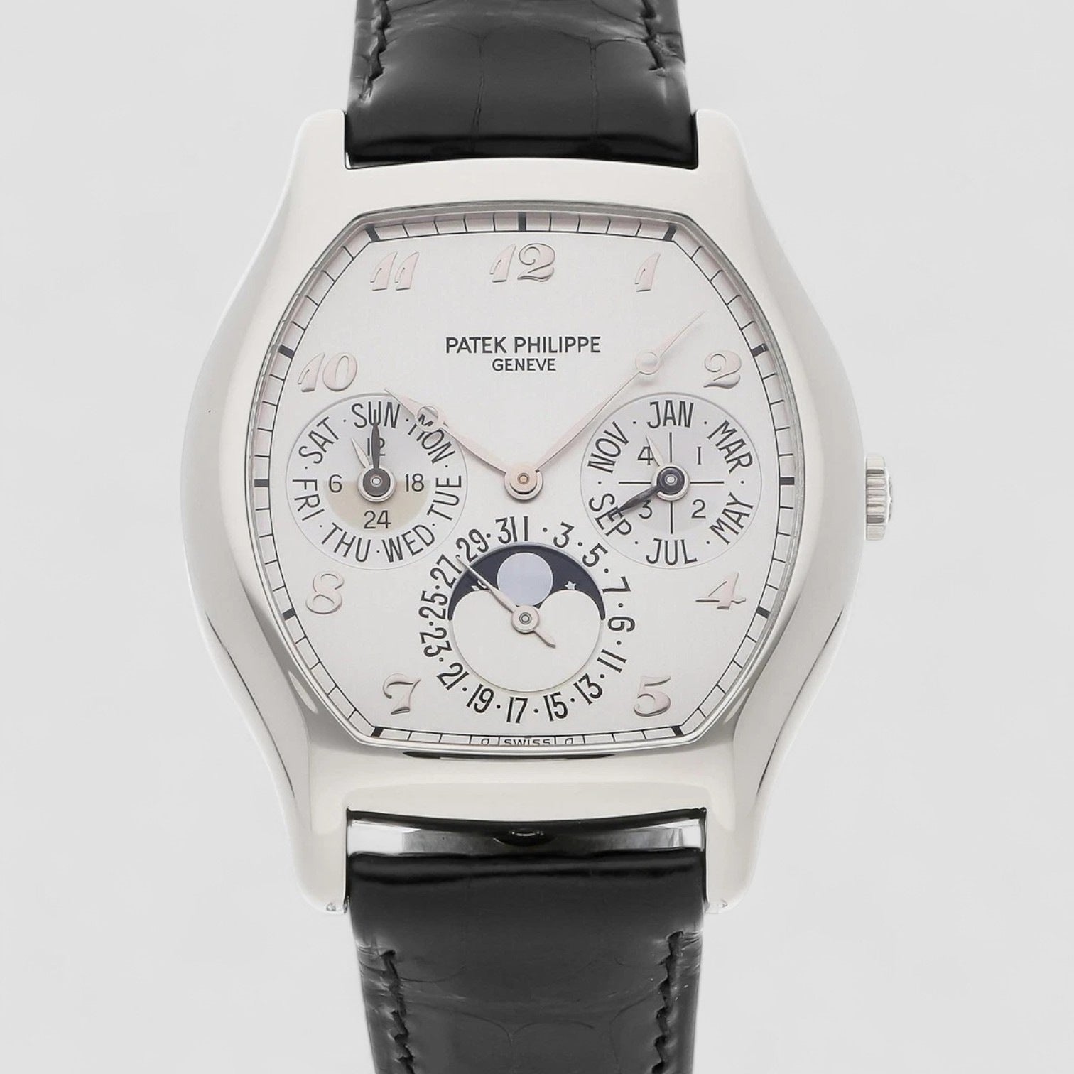 Perpetual Calendar Tonneau 18K White Gold Silver Dial