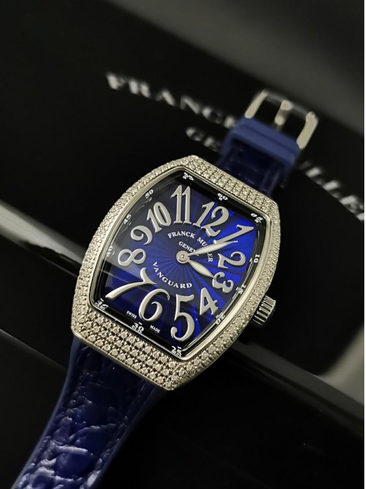 Vanguard Lady V32 Blue Concept After Set Diamond with Blue Sun-Stamped Dial