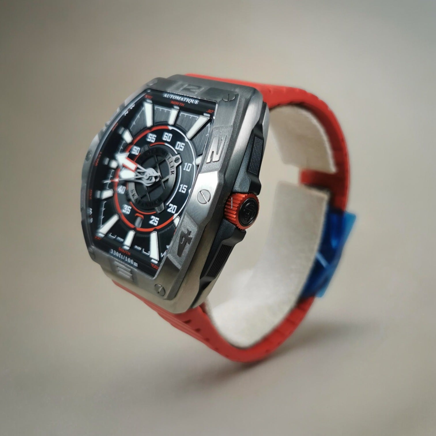 Skafander 43MM RED titanium