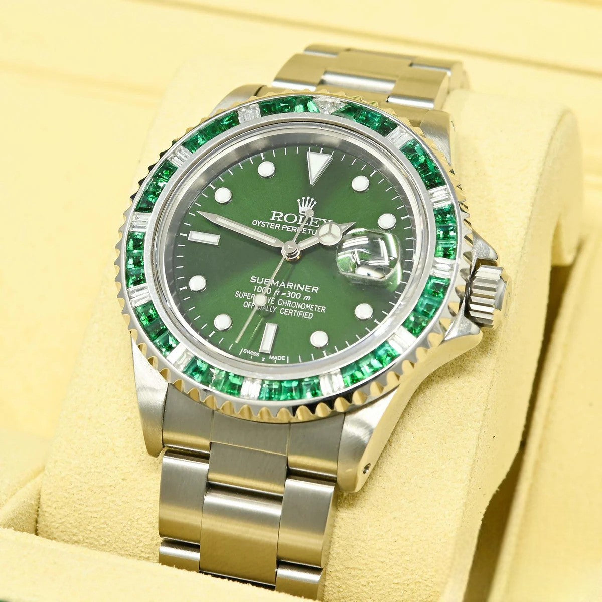 Submariner 40mm Hulk Diamond & Emerald